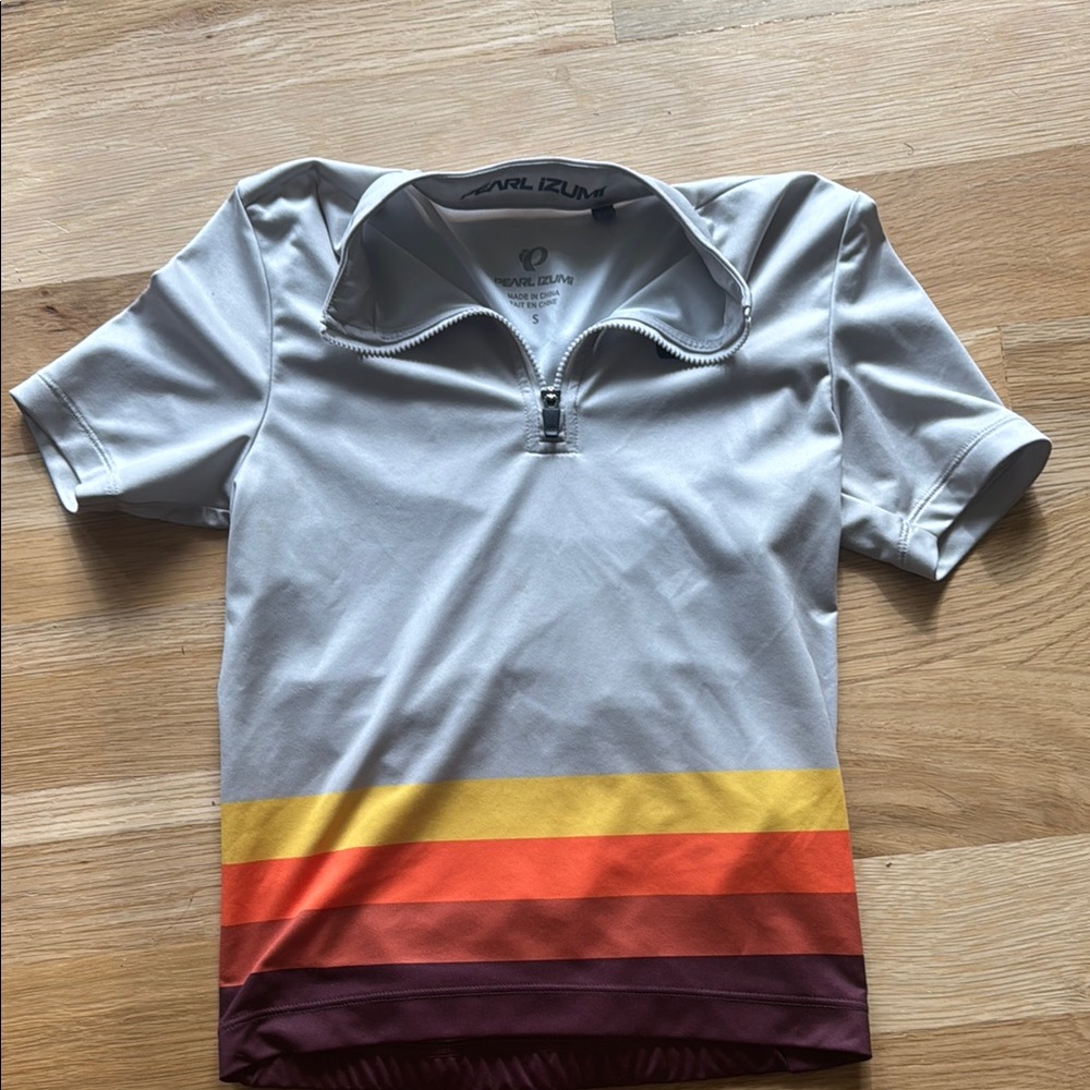 Boys Pearl Izumi bike shirt